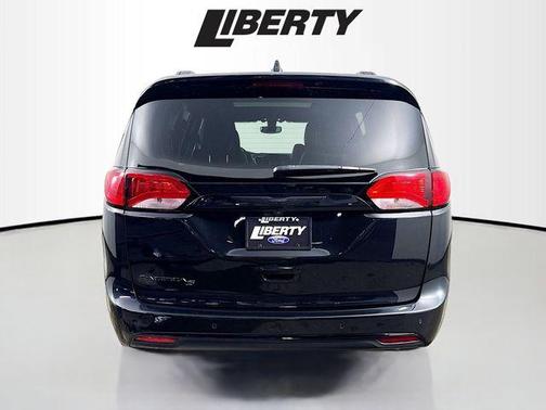 2019 Chrysler Pacifica Touring-L Plus