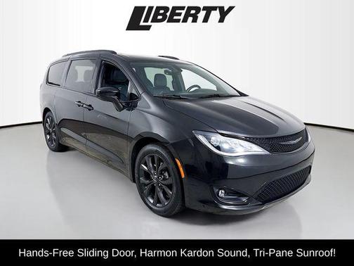 2019 Chrysler Pacifica Touring-L Plus