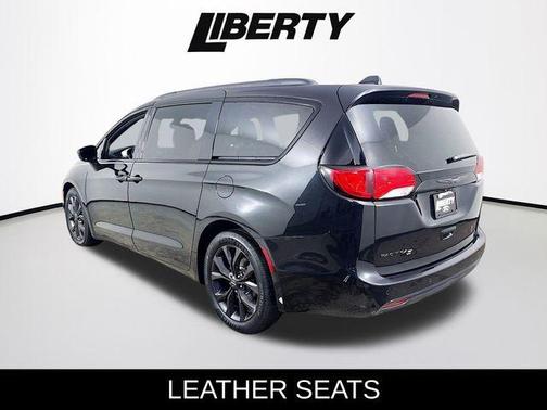 2019 Chrysler Pacifica Touring-L Plus