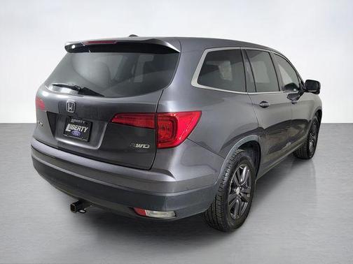 Crystal Black Pearl 2017 Honda Pilot EX-L