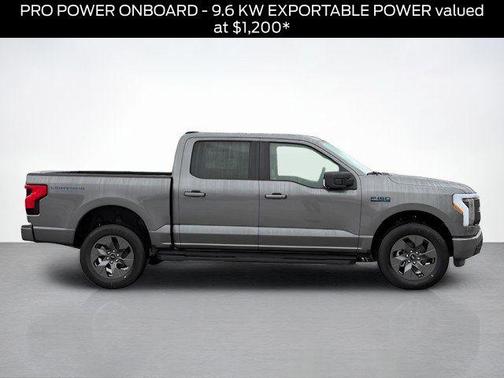 2025 Ford F-150 Lightning Flash