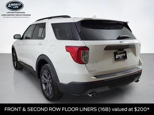 Oxford White 2024 Ford Explorer XLT