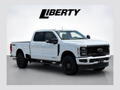 Oxford White 2026 Ford F-350 Lariat Super Duty
