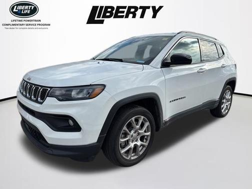 2023 Jeep Compass Latitude Lux