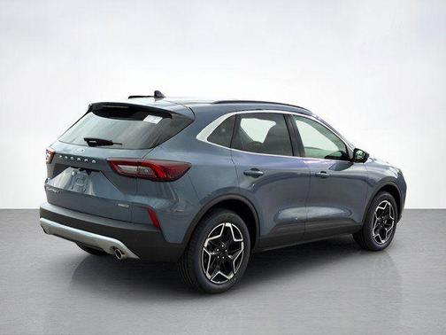 2026 Ford Escape Platinum