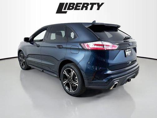 2022 Ford Edge ST