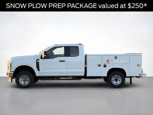 Oxford White 2025 Ford F-250 XL