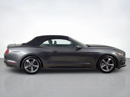 2015 Ford Mustang V6