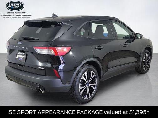 Agate Black Metallic 2022 Ford Escape SE