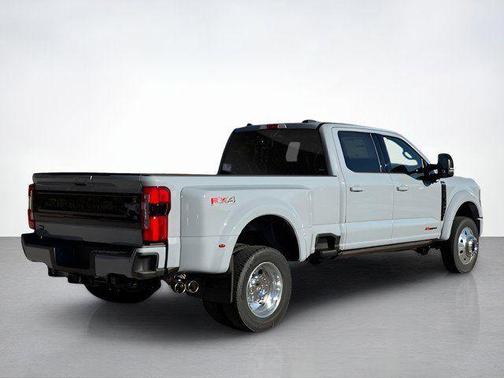 2026 Ford F-450 Platinum
