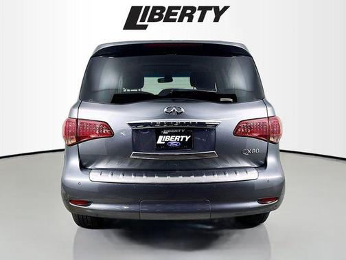 2017 INFINITI QX80 Base