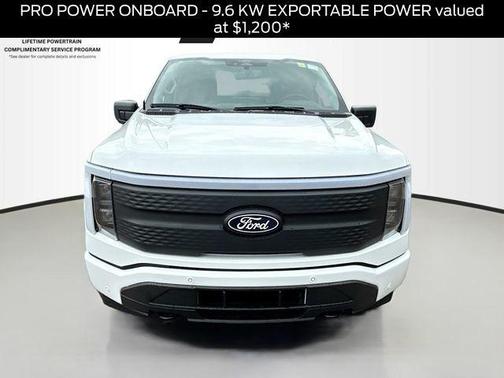 Oxford White 2025 Ford F-150 Lightning Flash