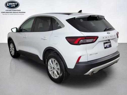 Oxford White 2023 Ford Escape Active
