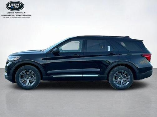 Black Metallic 2026 Ford Explorer Active