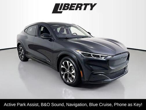 2022 Ford Mustang Mach-E Premium