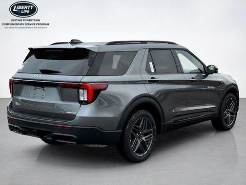 Gray Metallic 2026 Ford Explorer ST-Line