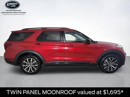 Rapid Red Metallic Tinted Clearcoat 2022 Ford Explorer ST-Line