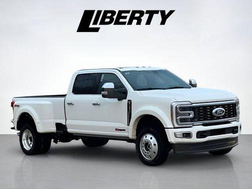 2026 Ford F-450 Platinum
