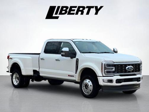 2026 Ford F-450 Platinum