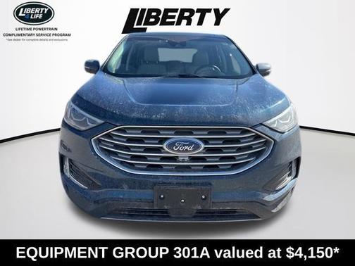 2020 Ford Edge Titanium