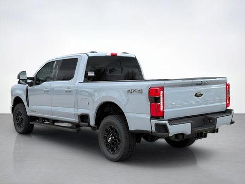 2025 Ford F-350 Lariat Super Duty