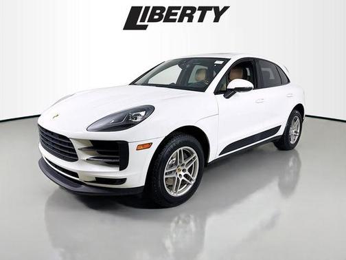 2020 Porsche Macan Base