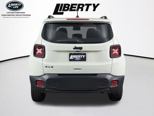 Alpine White Clearcoat 2023 Jeep Renegade Latitude