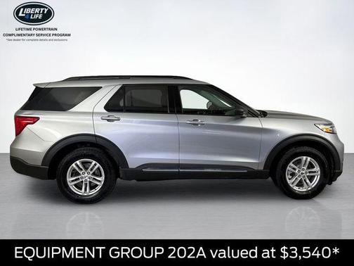 Iconic Silver Metallic 2023 Ford Explorer XLT