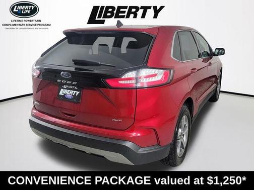 Rapid Red Metallic Tinted Clearcoat 2024 Ford Edge SEL