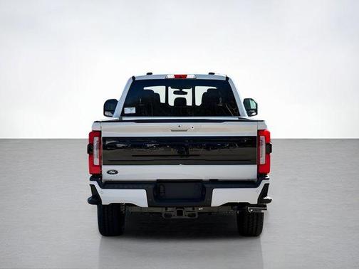 2025 Ford F-350 Platinum