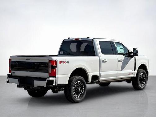 2025 Ford F-350 Platinum