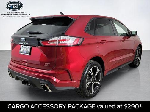 Rapid Red Metallic Tinted Clearcoat 2022 Ford Edge ST