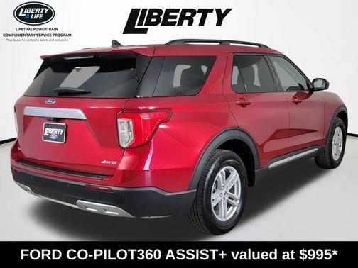 Rapid Red Metallic Tinted Clearcoat 2024 Ford Explorer XLT