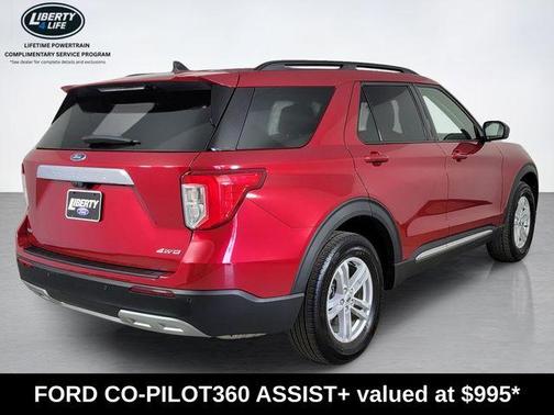 Rapid Red Metallic Tinted Clearcoat 2024 Ford Explorer XLT