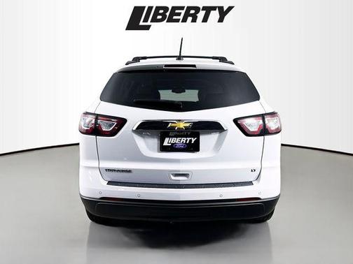 2017 Chevrolet Traverse 2LT