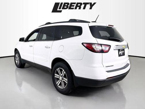 2017 Chevrolet Traverse 2LT