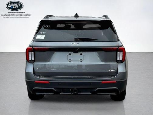Gray Metallic 2026 Ford Explorer ST-Line