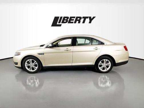 2018 Ford Taurus SEL