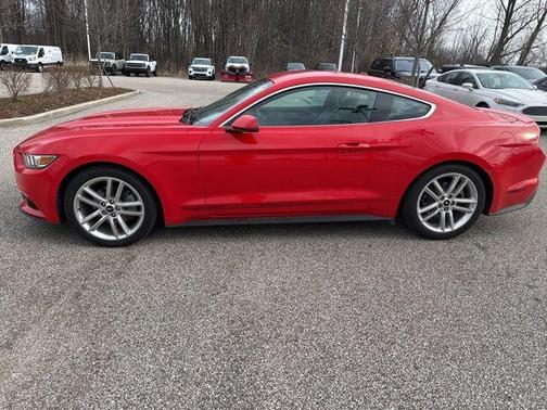 2017 Ford Mustang EcoBoost Premium