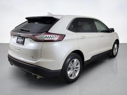 White Platinum Tri-Coat Metallic 2018 Ford Edge SEL