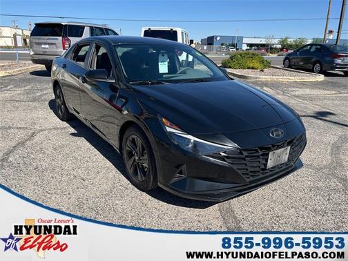 2023 Hyundai ELANTRA SEL