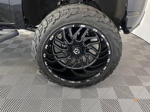 2020 Chevrolet Silverado 1500 Custom Trail Boss