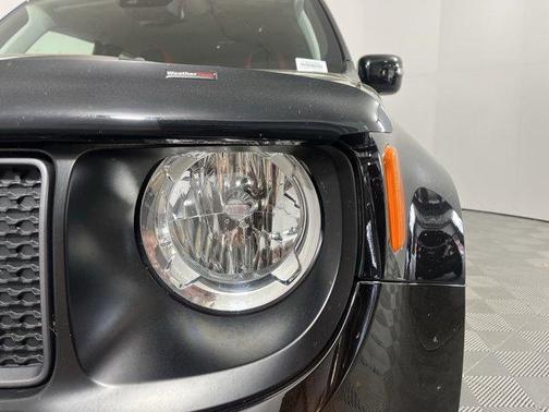 2022 Jeep Renegade Trailhawk