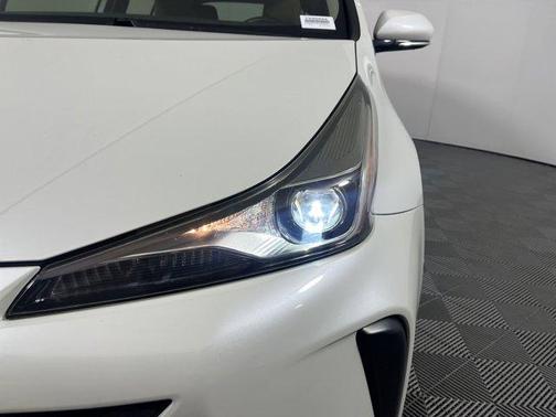 2019 Toyota Prius LE