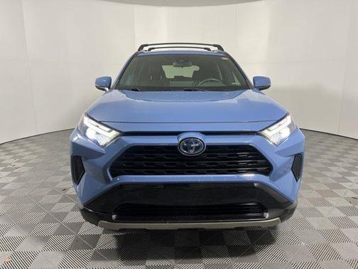 2023 Toyota RAV4 Hybrid SE