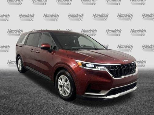 2024 Kia Carnival LX