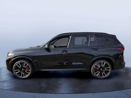 Black Sapphire Metallic 2026 BMW X5 M60i