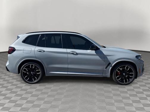2024 BMW X3 M40i