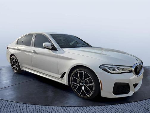 Alpine White 2023 BMW 530 i