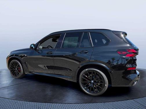 Black Sapphire Metallic 2026 BMW X5 xDrive40i